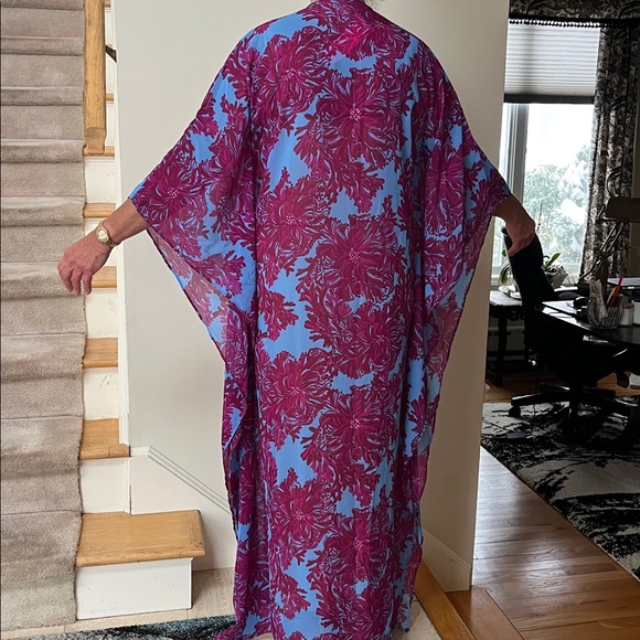 Lilly Pulitzer embroidered kaftan Burgundy/ blue size L/XL , full nude slip nwt - Picture 3 of 11